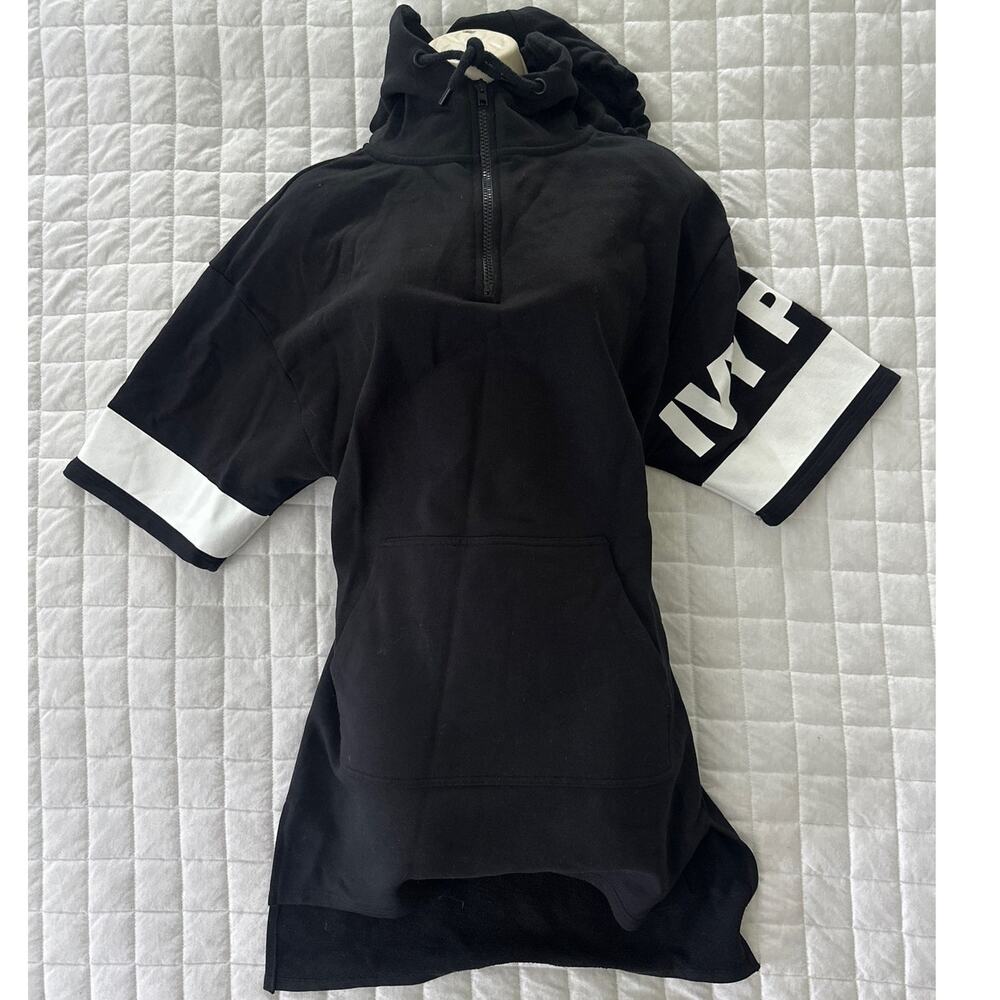 IVY PARK Black Hooded Short-Sleeve Dress with White Sleeve Stripe - Picture 2 of 12